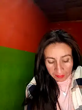 Snapshot of ERIKA__29 chatting on September 2025 02:13:01 AM ERIKA 29 online show from September 2025 02:13:01 AM