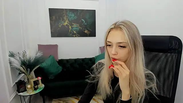 EmilyGraydis online show from February 2026 03:24:01 AM