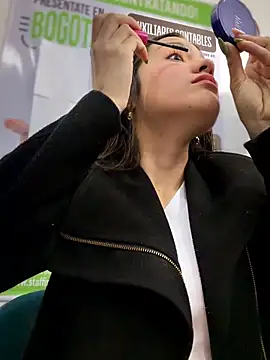 CHARLOTTE  05 online show from February 2026 12:10:01 PM