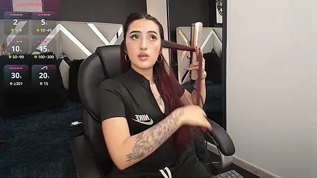 Miia bunny online show from November 2025 09:25:02 PM