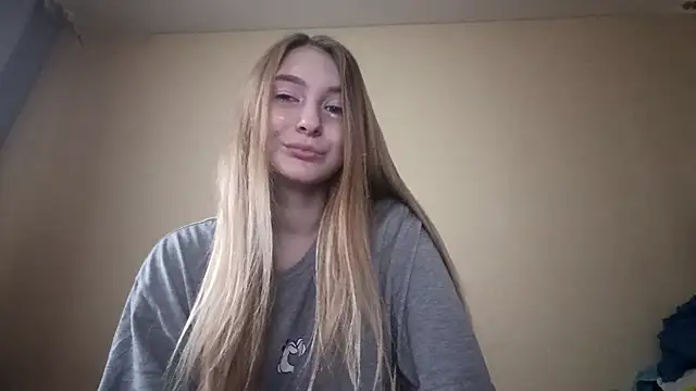 Nymera flare online show from November 2025 06:35:02 AM