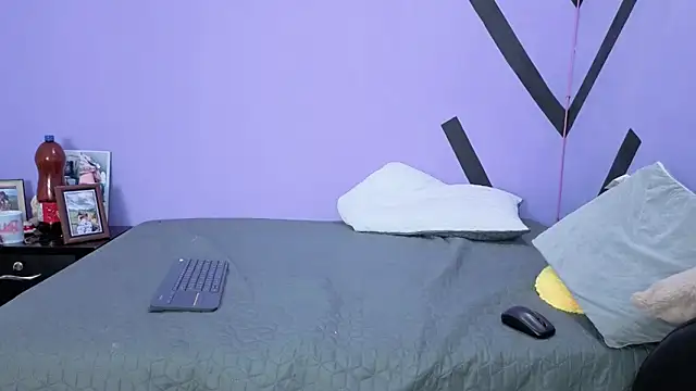 Snapshot of 666SweetAndSpicy chatting on October 2025 09:45:01 PM 666SweetAndSpicy online show from October 2025 09:45:01 PM