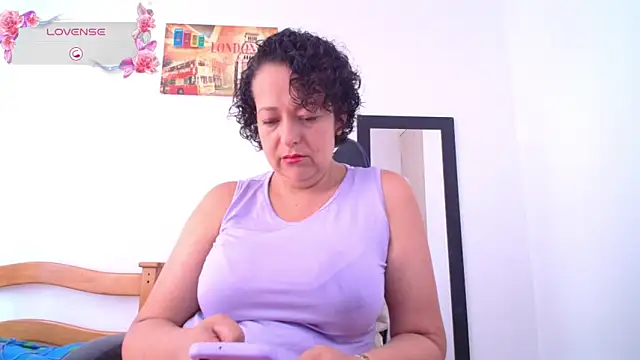 Snapshot of Miss_Oriana chatting on September 2025 07:37:02 PM Miss Oriana online show from September 2025 07:37:02 PM