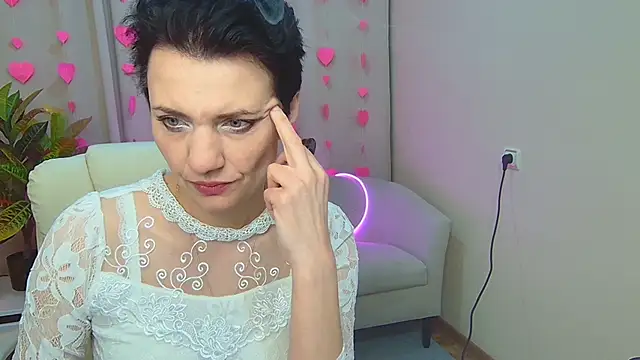 AvaSaturnian online show from February 2026 01:15:01 PM