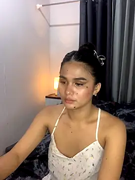 AngelHille online show from October 2025 04:57:02 AM