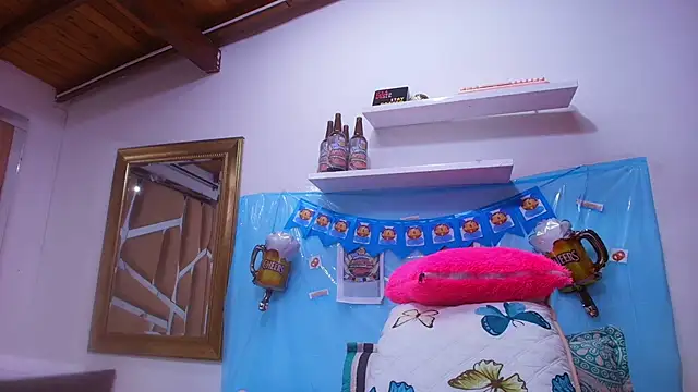 sweegirl69 online show from September 2025 11:58:01 AM