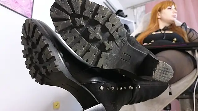 CruelSiren online show from May 2026 08:03:02 PM