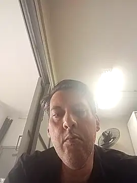 Snapshot of MarcoAntC chatting on October 2025 01:22:01 PM MarcoAntC online show from October 2025 01:22:01 PM