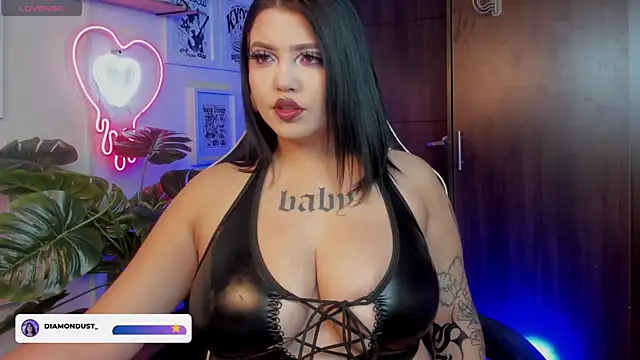 Snapshot of diamond_dustt chatting on September 2025 09:39:02 PM diamond dustt online show from September 2025 09:39:02 PM