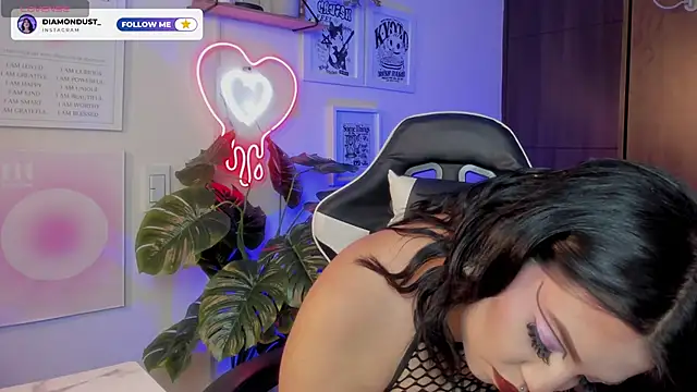 diamond dustt online show from September 2025 09:07:02 PM