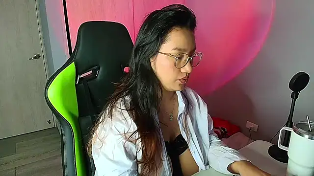 sophiejuicy  online show from February 2026 01:35:02 AM