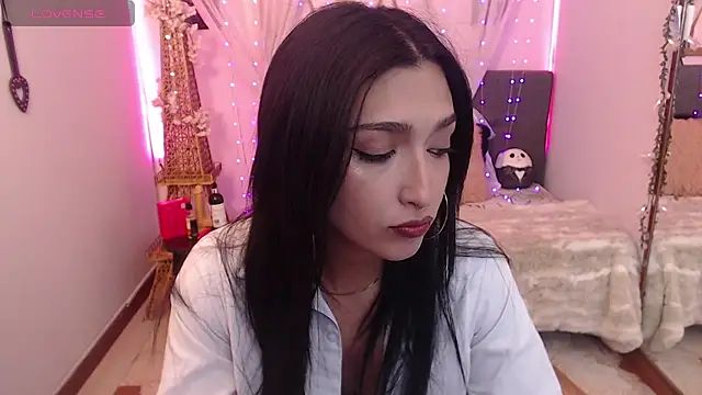 Cleofox  online show from November 2025 07:39:02 PM