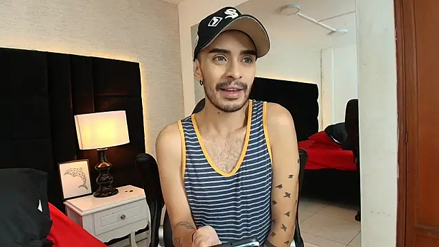 Snapshot of HairyDiamond_ chatting on September 2025 07:35:01 PM HairyDiamond online show from September 2025 07:35:01 PM