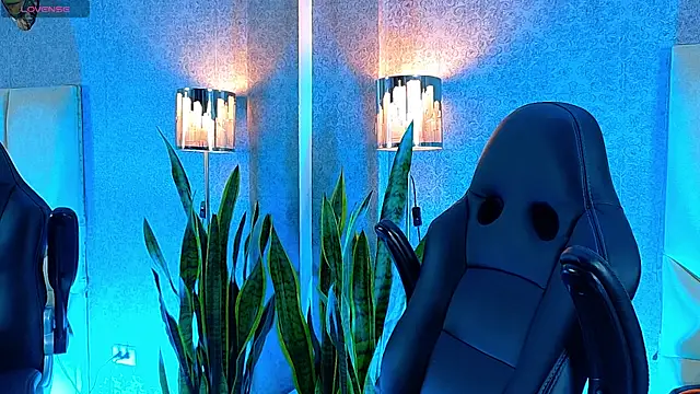 Snapshot of HairyDiamond_ chatting on September 2025 08:12:02 PM HairyDiamond online show from September 2025 08:12:02 PM