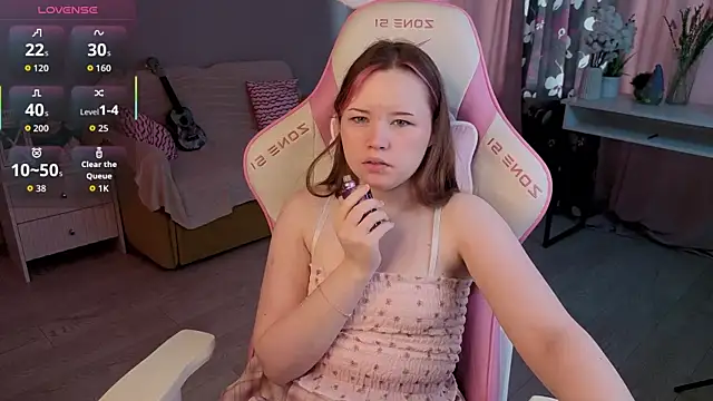 Sweetie Hope online show from October 2025 07:39:01 AM