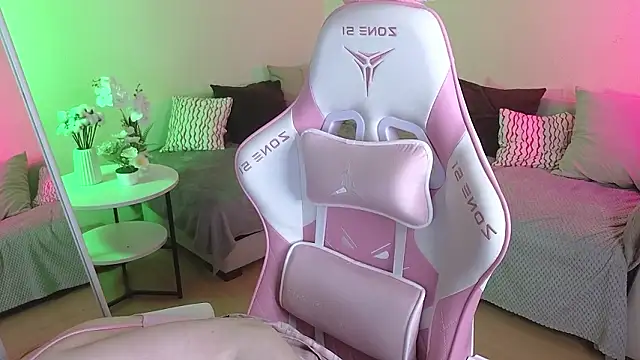 Sweetie Hope online show from February 2026 04:40:02 PM