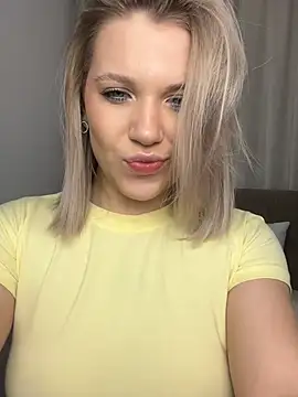 Snapshot of AlisaMyers chatting on March 2026 06:30:01 AM AlisaMyers online show from March 2026 06:30:01 AM