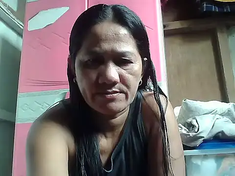Snapshot of hotmama_063 chatting on November 2025 07:33:02 AM hotmama 063 online show from November 2025 07:33:02 AM