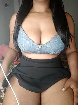 Riya Malik online show from November 2025 02:01:02 AM