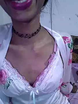 Snapshot of BunnyBloom25 chatting on November 2025 06:53:02 PM BunnyBloom25 online show from November 2025 06:53:02 PM