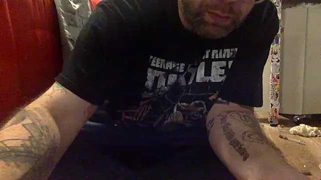 Snapshot of edger4lif3 chatting on September 2025 12:33:02 AM edger4lif3 online show from September 2025 12:33:02 AM