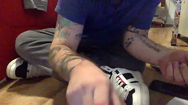 Snapshot of edger4lif3 chatting on September 2025 08:08:01 PM edger4lif3 online show from September 2025 08:08:01 PM