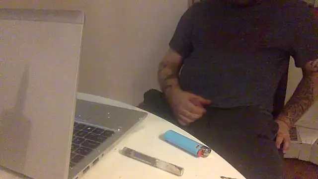 Snapshot of edger4lif3 chatting on October 2025 08:59:01 AM edger4lif3 online show from October 2025 08:59:01 AM