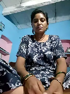 Snapshot of LUCKY_cut chatting on September 2025 11:38:02 PM LUCKY cut online show from September 2025 11:38:02 PM