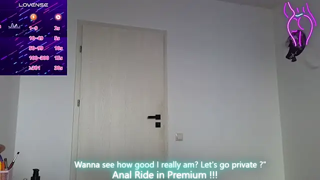 Snapshot of crystalxx18 chatting on November 2025 09:41:01 AM crystalxx18 online show from November 2025 09:41:01 AM