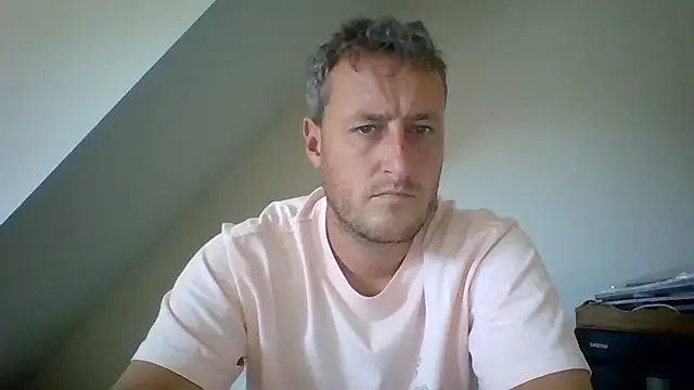 Londonlad818 online show from August 2026 11:46:01 AM