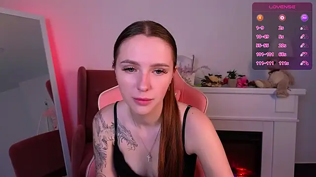 Snapshot of WildHoneyXO chatting on September 2025 05:51:02 AM WildHoneyXO online show from September 2025 05:51:02 AM