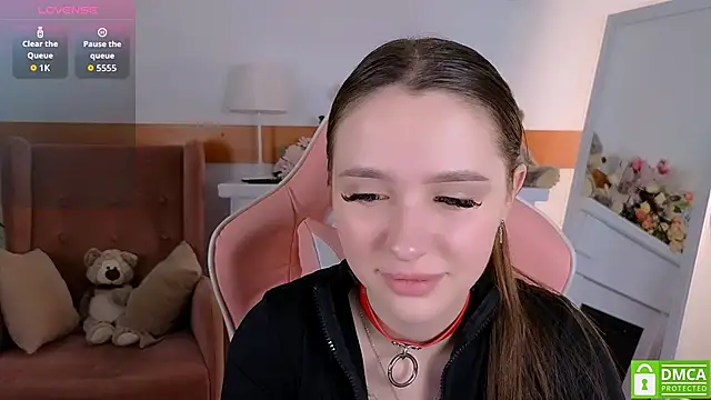 WildHoneyXO online show from October 2025 06:03:02 AM