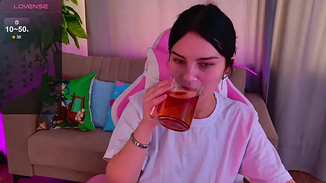 Angel Braun online show from October 2025 10:25:01 AM