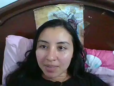 Snapshot of _Romilly_ chatting on July 2026 02:27:02 AM Romilly online show from July 2026 02:27:02 AM