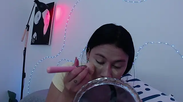 Snapshot of Sofia_candy19 chatting on October 2025 06:19:01 PM Sofia candy19 online show from October 2025 06:19:01 PM