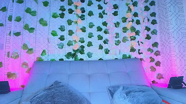 Snapshot of collet_1 chatting on October 2025 12:13:02 PM collet 1 online show from October 2025 12:13:02 PM