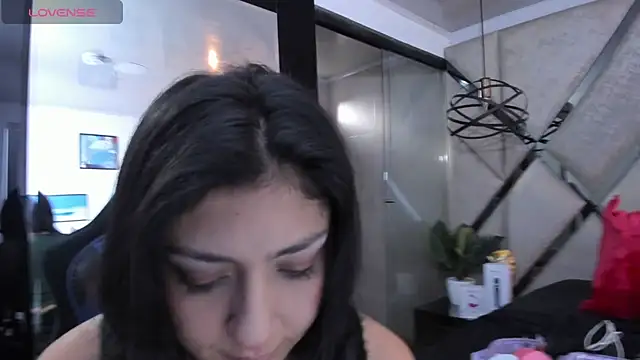 Ely09  online show from April 2026 09:09:02 PM