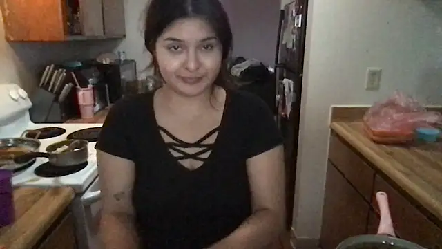 tinnnyym online show from February 2026 11:31:02 PM