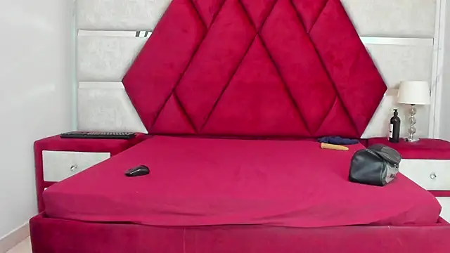 Kity spiderr online show from February 2026 12:26:01 PM