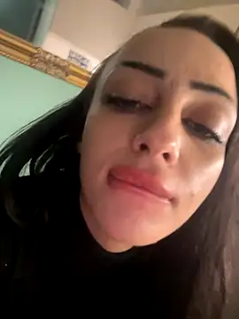 Snapshot of bbadies chatting on October 2025 08:31:01 PM bbadies online show from October 2025 08:31:01 PM