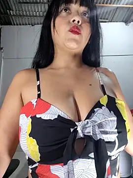 karly hot  online show from May 2026 12:41:01 AM