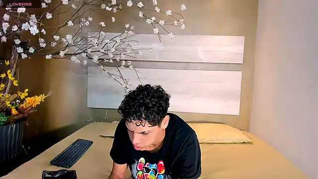 Mycandyfor You online show from September 2025 02:33:01 PM