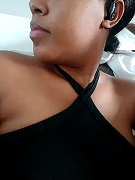 MoniqueMulberry online show from November 2025 07:07:02 PM