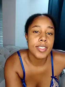 MoniqueMulberry online show from November 2025 01:02:02 PM