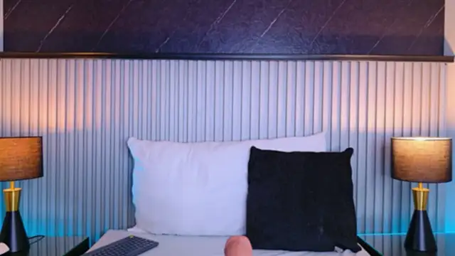 Meganreed  online show from June 2026 12:32:02 AM