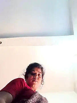 Yatiksha Beby online show from May 2026 04:28:01 AM