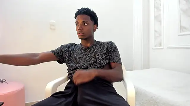 Amare 25 online show from October 2025 07:03:02 PM