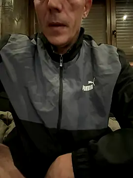 ruberofre online show from November 2025 02:33:01 AM