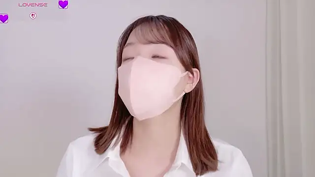 Snapshot of Mayu_o19o chatting on June 2026 10:08:02 AM Mayu o19o online show from June 2026 10:08:02 AM