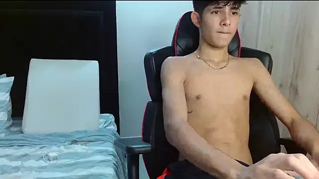 Noah-Garcia online show from September 2025 05:25:01 PM